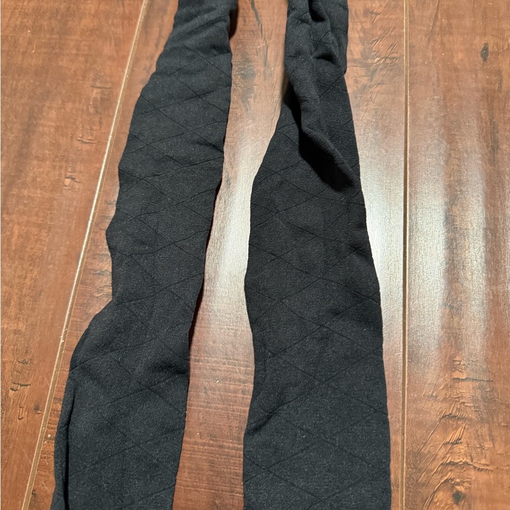 Kate Spade Elegant Black Diamond Patterned Tights - Picture 4 of 8